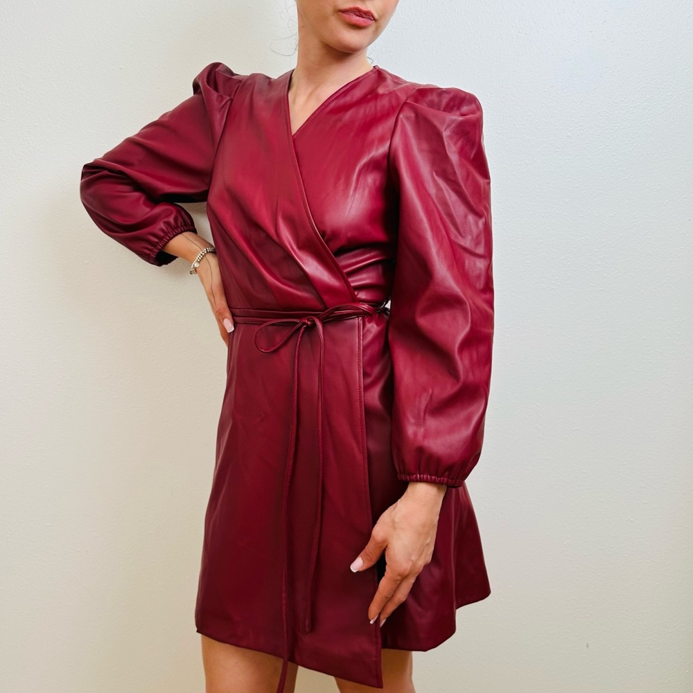 New BCBG Paris Mini Wrap Dress Bordeaux Faux Leather - Picture 4 of 11